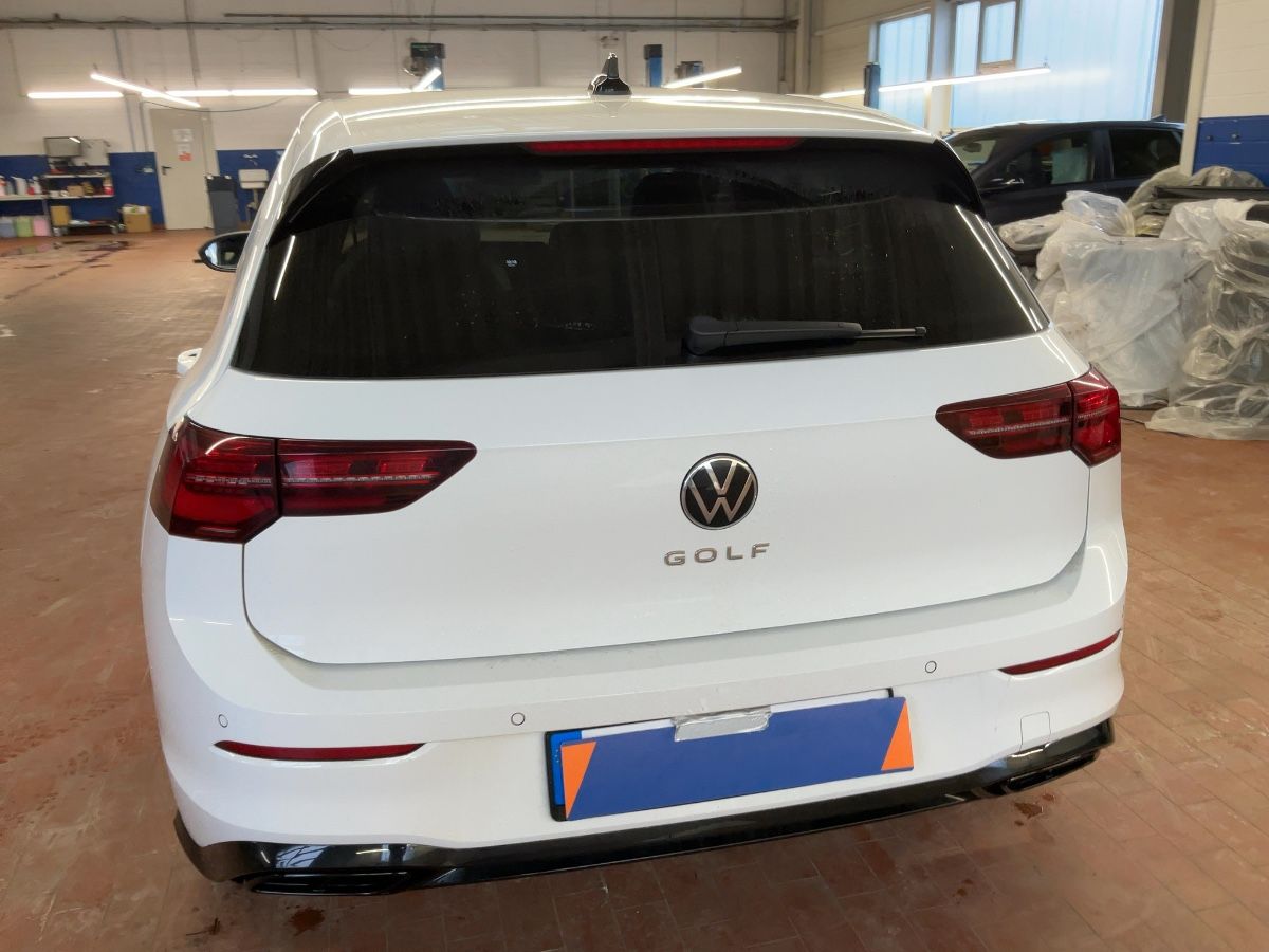 Volkswagen Golf 2022 — photo 8