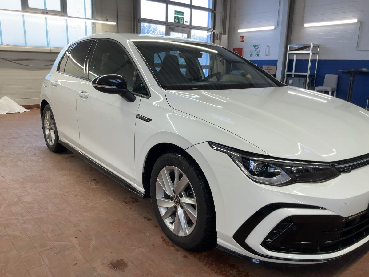 Volkswagen Golf 2022 — photo 13