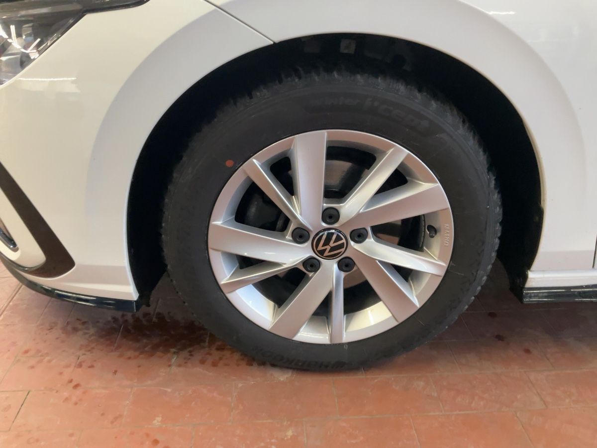 Volkswagen Golf 2022 — photo 4