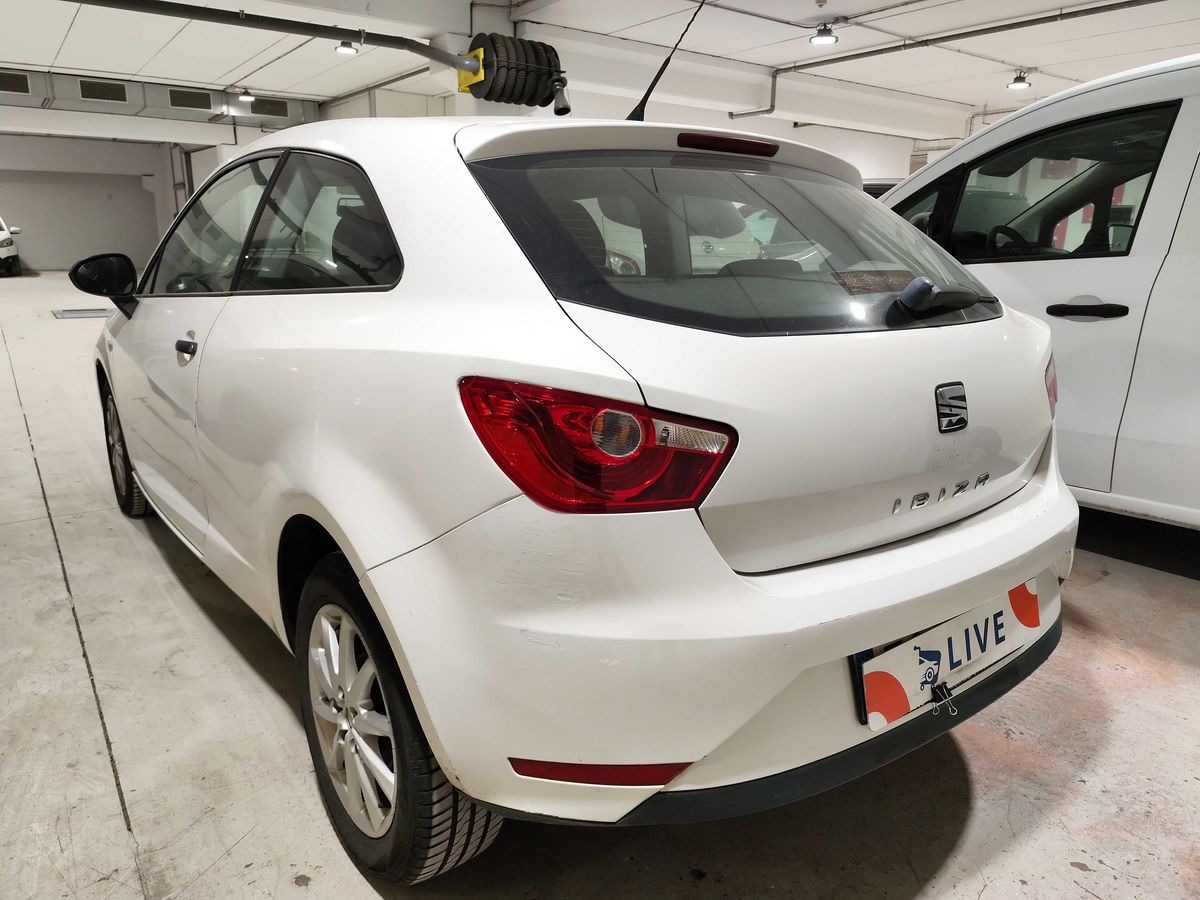 Seat Ibiza 2014 — photo 4