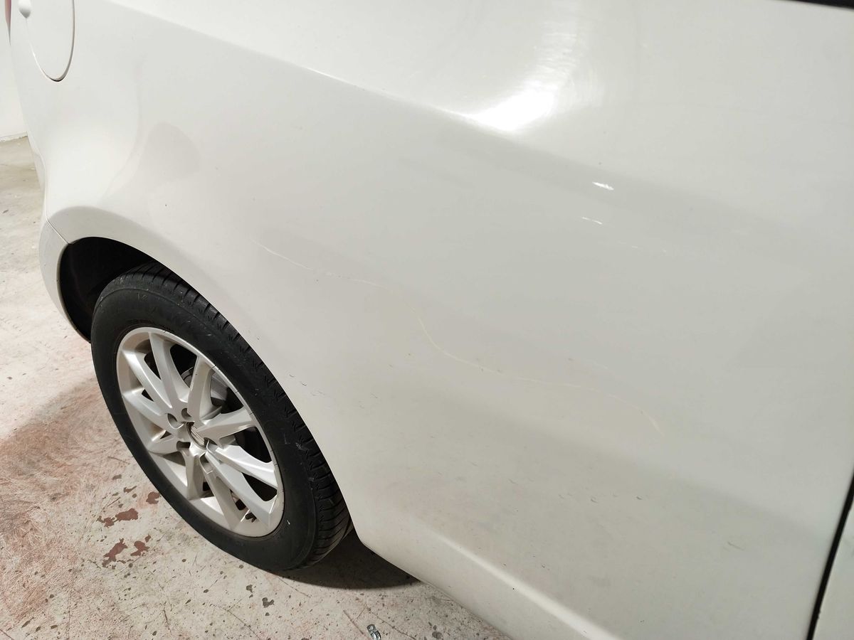Seat Ibiza 2014 — photo 34