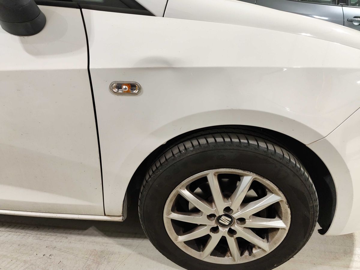 Seat Ibiza 2014 — photo 32