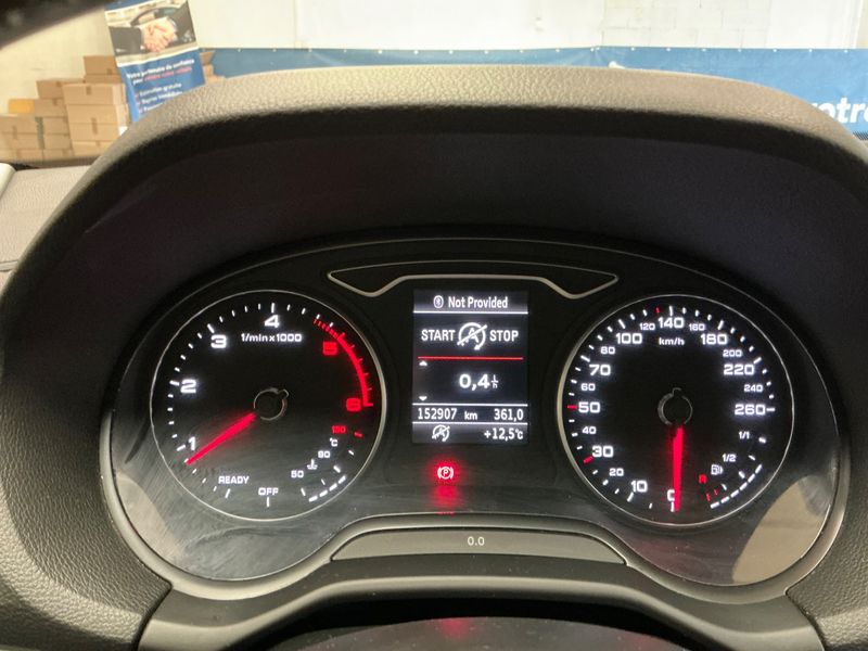 Audi Q2 30 TDI Business Line — zdjęcie 13