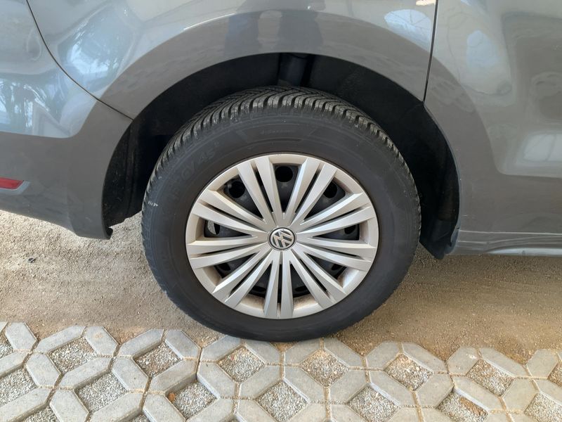 Volkswagen Sharan 2.0 TDI Trendline BlueMotion Tech 2015 – снимка 9