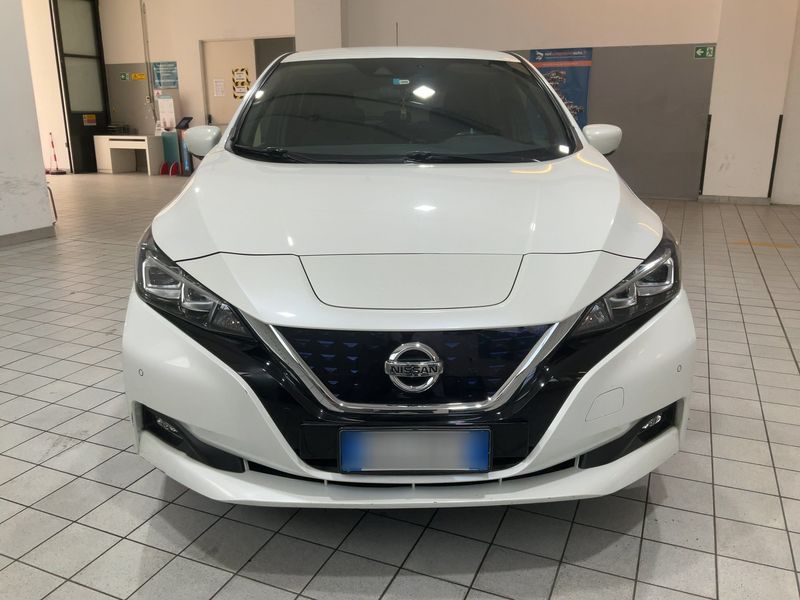 Nissan Leaf electric drive 110 kW Business — zdjęcie 9