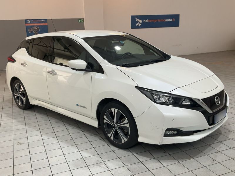 Nissan Leaf electric drive 110 kW Business — zdjęcie 8