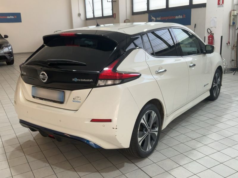 Nissan Leaf electric drive 110 kW Business — zdjęcie 6