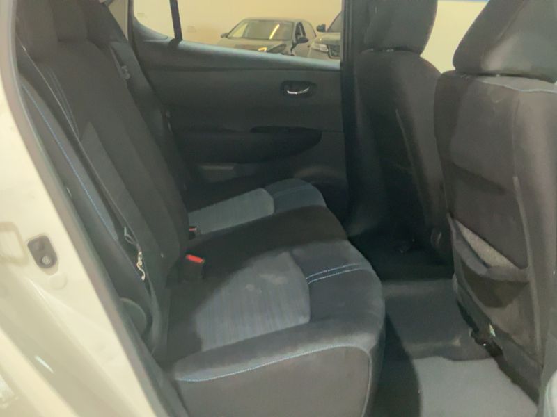 Nissan Leaf electric drive 110 kW Business — zdjęcie 14