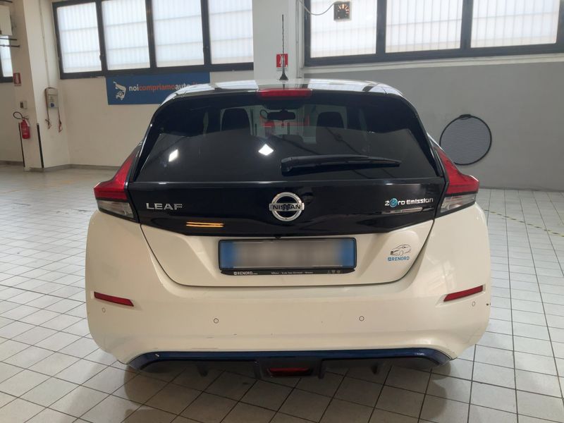 Nissan Leaf electric drive 110 kW Business — zdjęcie 5