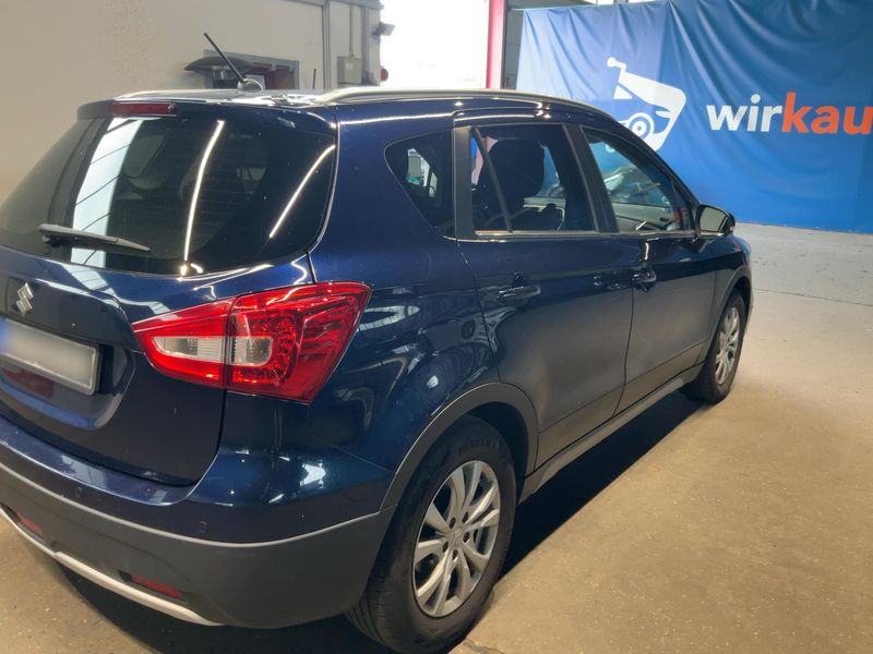 Suzuki SX4 1.4 BoosterJet Comfort+ 4x4 — zdjęcie 6