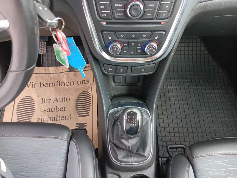 Opel Mokka 1.4 Turbo Black & White ecoFlex 4x4 — zdjęcie 21
