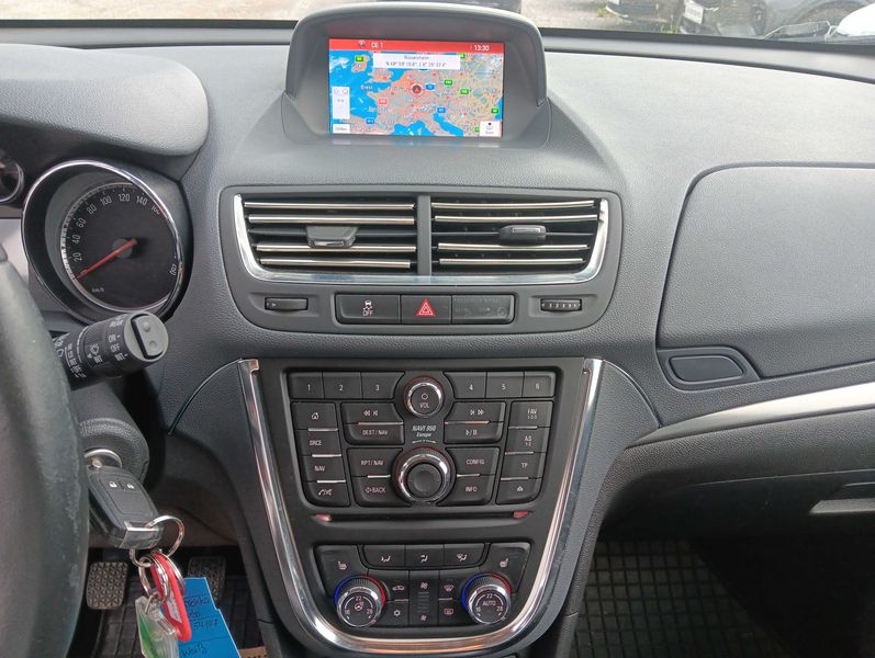 Opel Mokka 1.4 Turbo Black & White ecoFlex 4x4 — zdjęcie 20