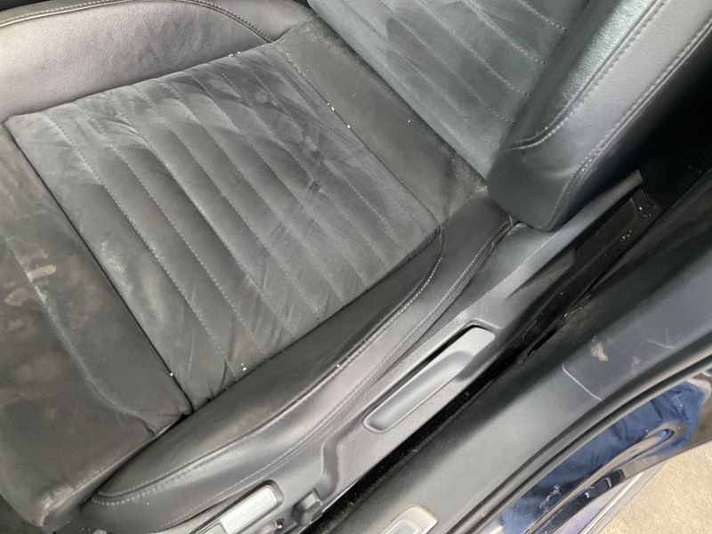 Volkswagen Passat 2.0 TDI Highline 4Motion BlueMotion Tech 2017 – снимка 31