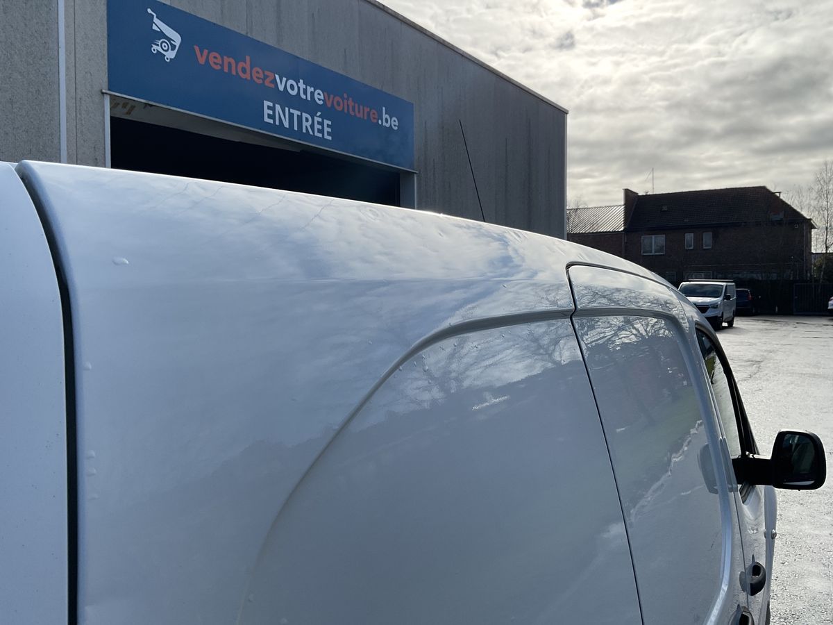 Peugeot Partner 2015 — photo 27