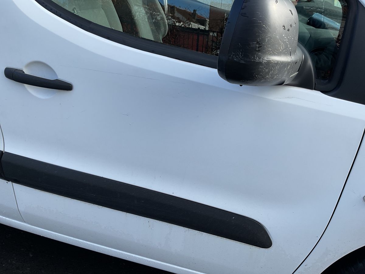 Peugeot Partner 2015 — photo 28