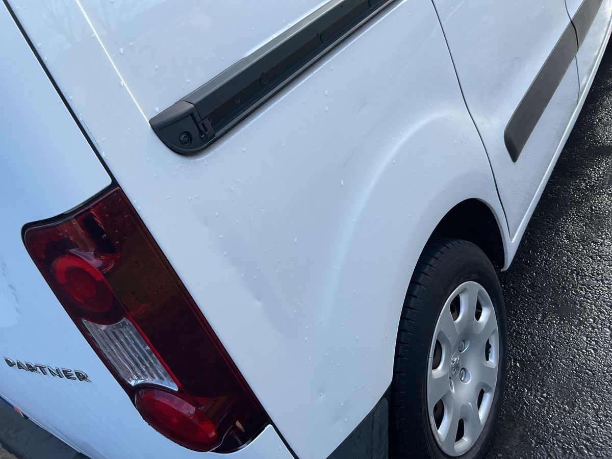 Peugeot Partner 2015 — photo 26