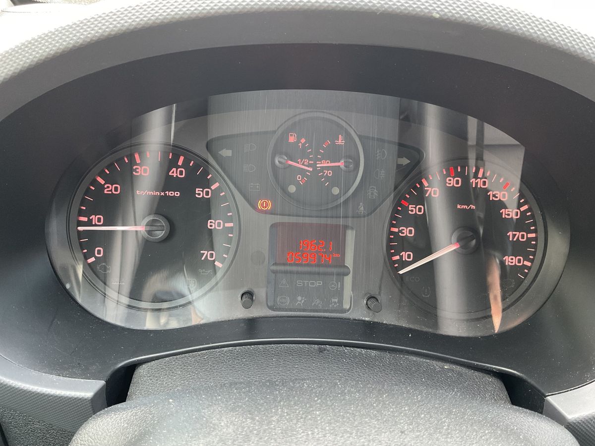 Peugeot Partner 2015 — photo 21