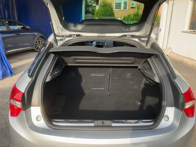 Citroen DS5 1.6 HDi Business — zdjęcie 10