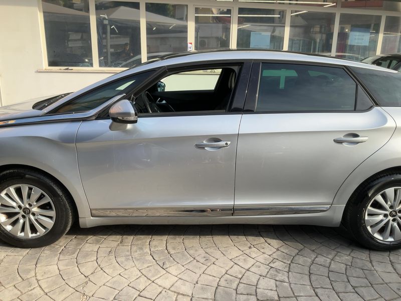 Citroen DS5 1.6 HDi Business — zdjęcie 4