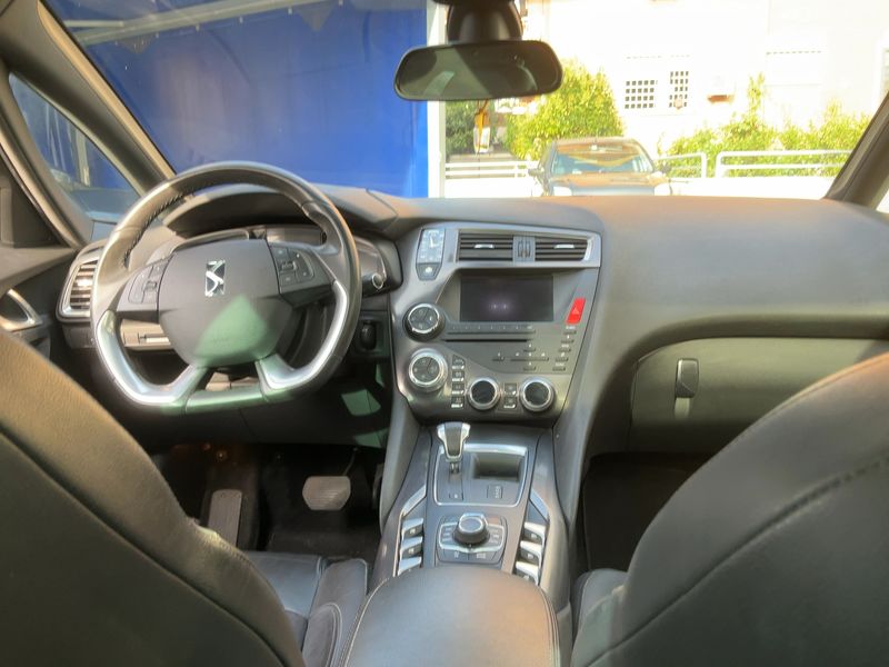Citroen DS5 1.6 HDi Business — zdjęcie 12