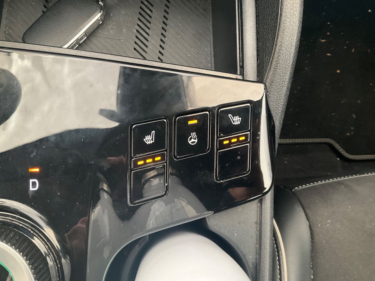 Kia Sportage 2022 — photo 43