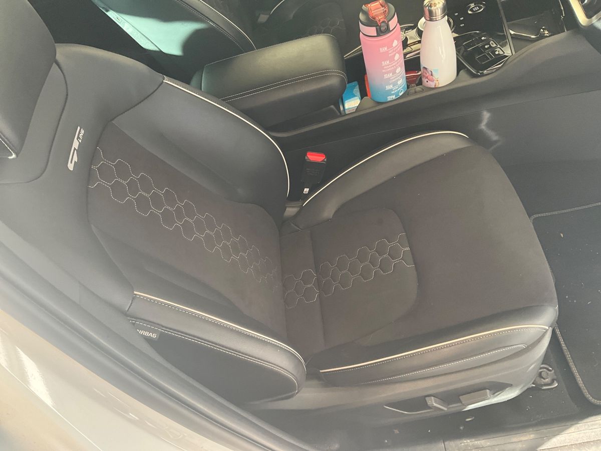 Kia Sportage 2022 — photo 46