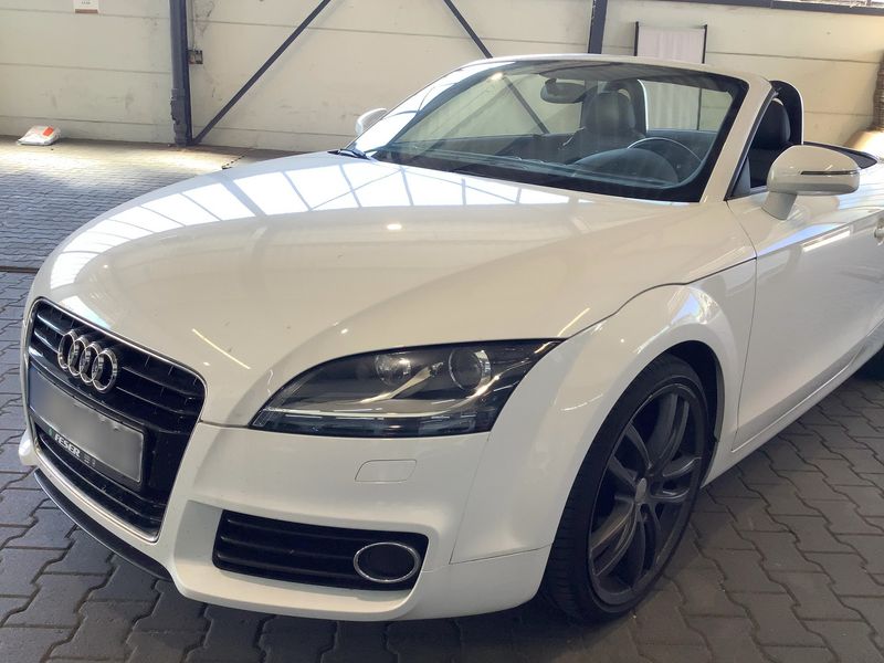 Audi TT 1.8 TFSI Roadster — zdjęcie 2