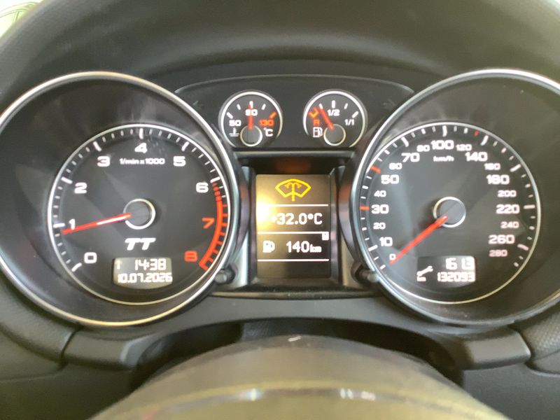 Audi TT 1.8 TFSI Roadster — zdjęcie 13