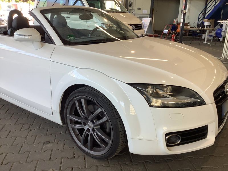 Audi TT 1.8 TFSI Roadster — zdjęcie 8