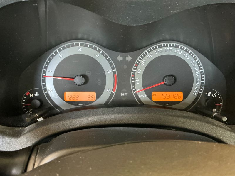 Toyota Auris 1.4 Turbodiesel High Eco 2013 – снимка 4