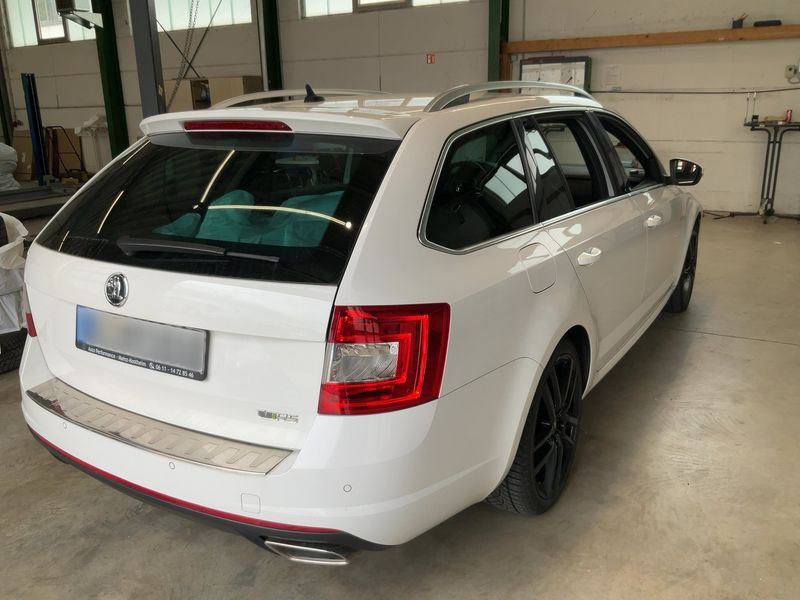 Skoda Octavia 2.0 TDI RS — zdjęcie 6