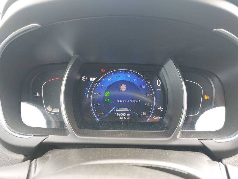Renault Grand Scenic 1.6 dCi Energy Initiale Paris — zdjęcie 12