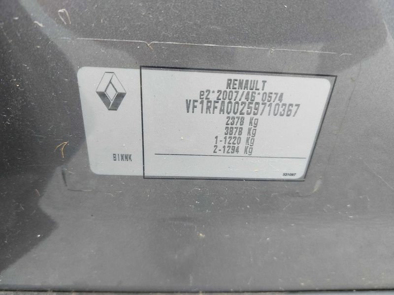 Renault Grand Scenic 1.6 dCi Energy Initiale Paris — zdjęcie 16