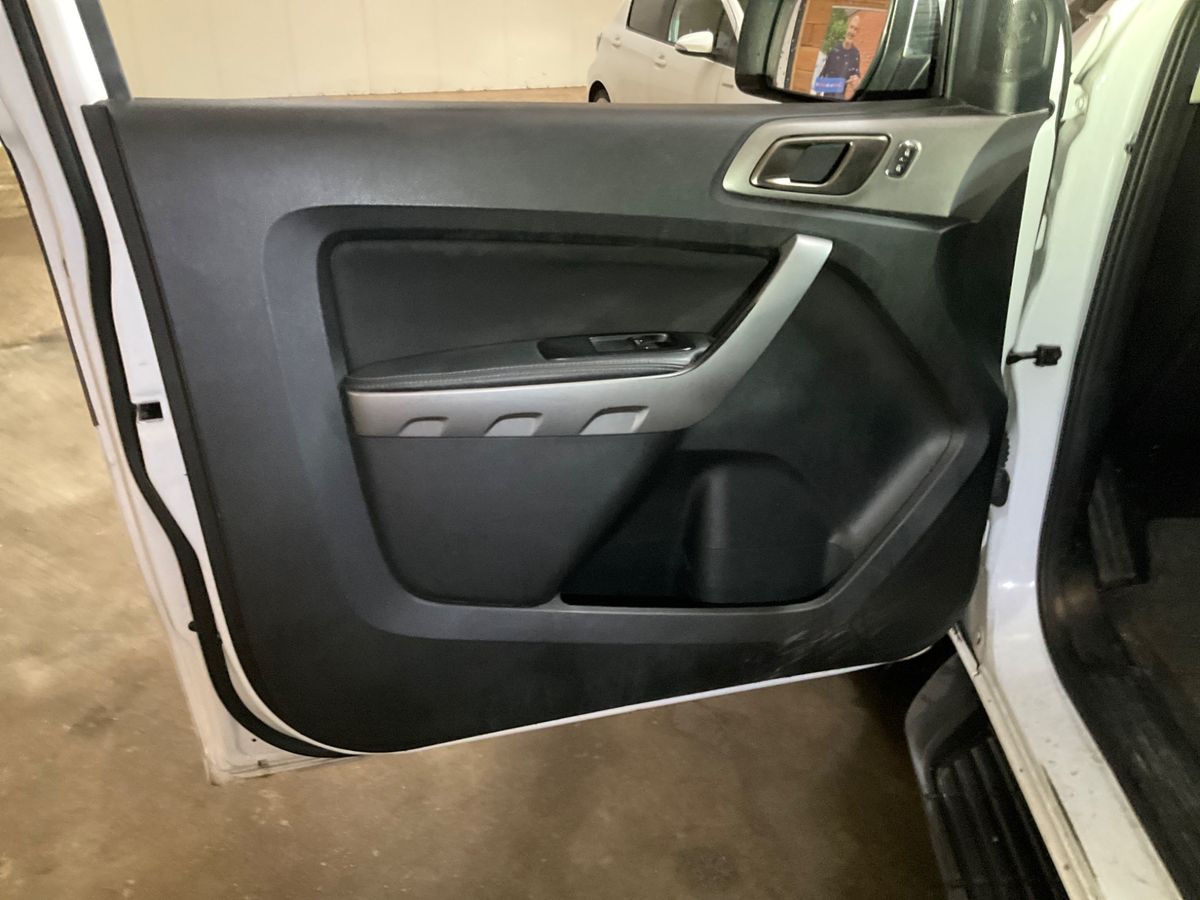 Ford Ranger 2021 — photo 31