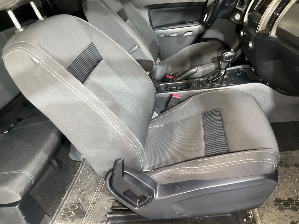 Ford Ranger 2021 — photo 35