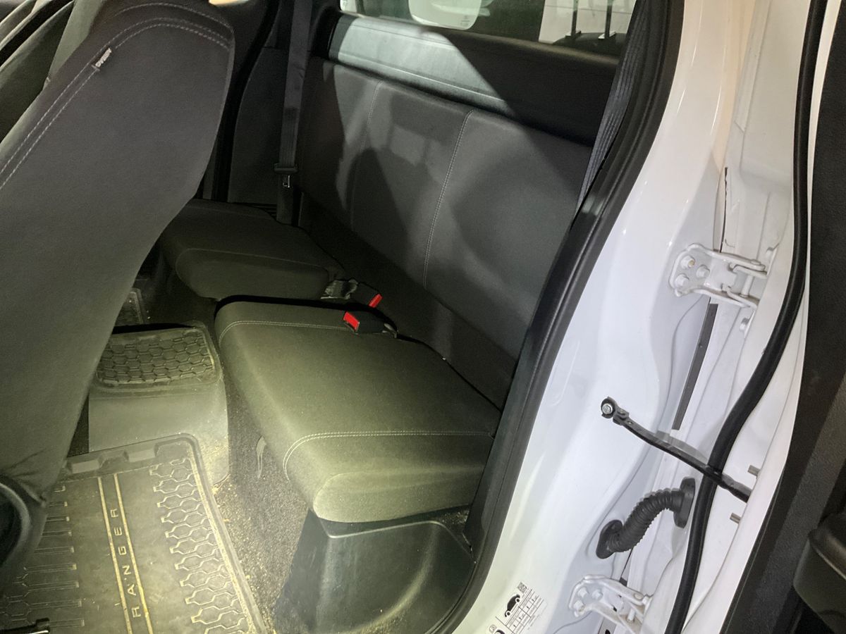 Ford Ranger 2021 — photo 37