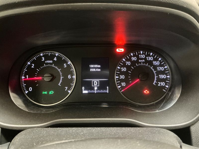 Dacia Duster 1.5 dCi Prestige — zdjęcie 13