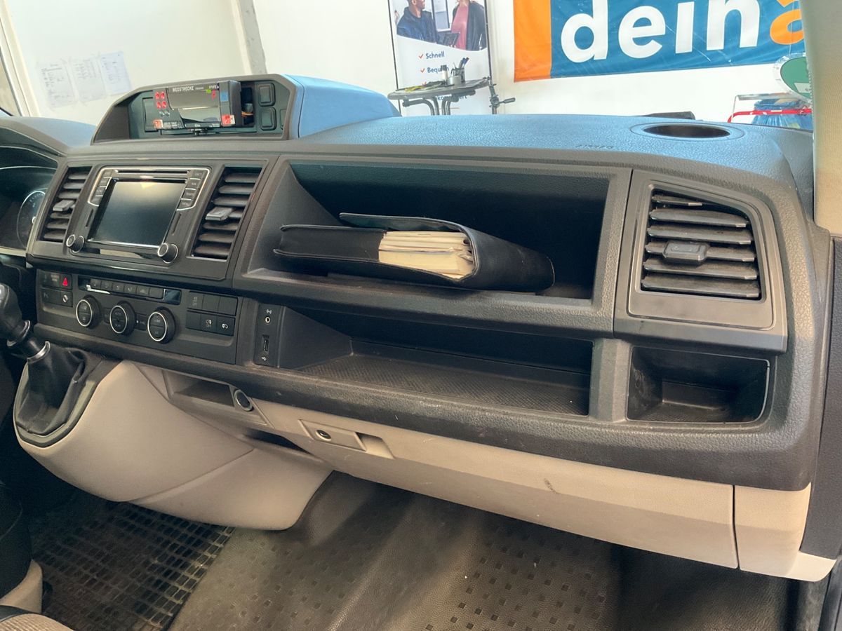 Volkswagen T6 2016 — photo 41