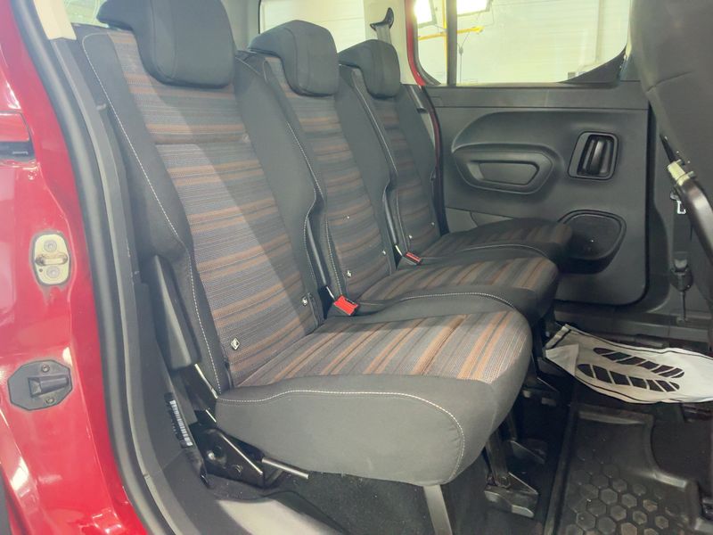 Opel Combo Life 1.2 Turbo INNOVATION — zdjęcie 14