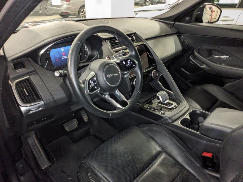 Jaguar E-Pace D165 Mild-Hybrid SE AWD — zdjęcie 11