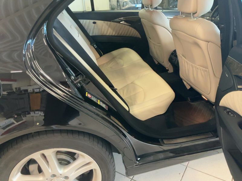 Mercedes-Benz E-Klasse E 500 Avantgarde — zdjęcie 14