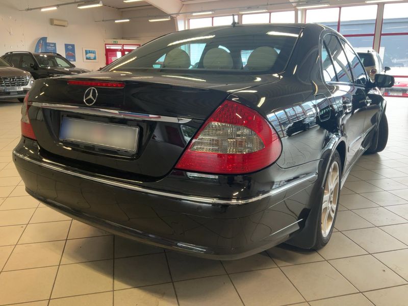 Mercedes-Benz E-Klasse E 500 Avantgarde — zdjęcie 6