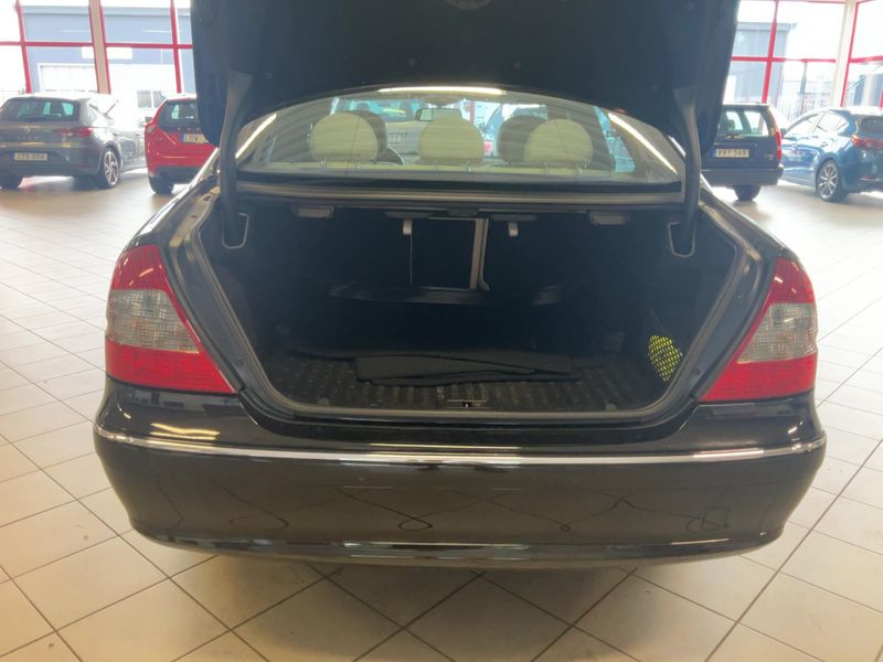 Mercedes-Benz E-Klasse E 500 Avantgarde — zdjęcie 10