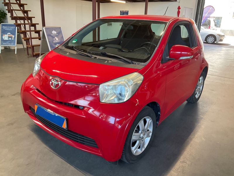 Toyota iQ 1.0 VVT-i