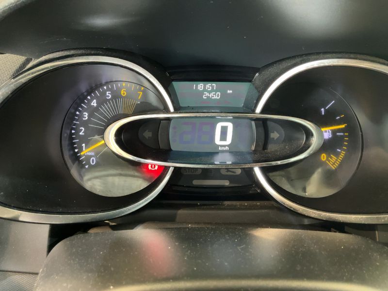 Renault Clio 1.2 Dynamique — zdjęcie 13