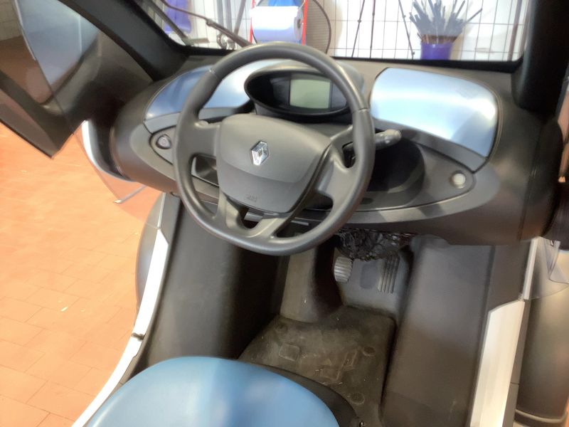 Renault Twizy electric drive 12,6 kW Life — zdjęcie 12