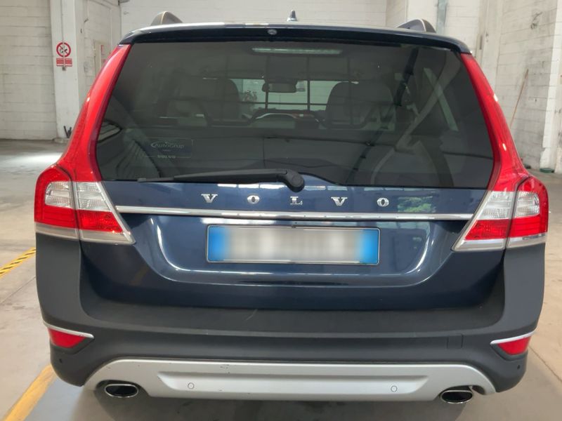 Volvo XC70 2.4 D4 Summum AWD — zdjęcie 5