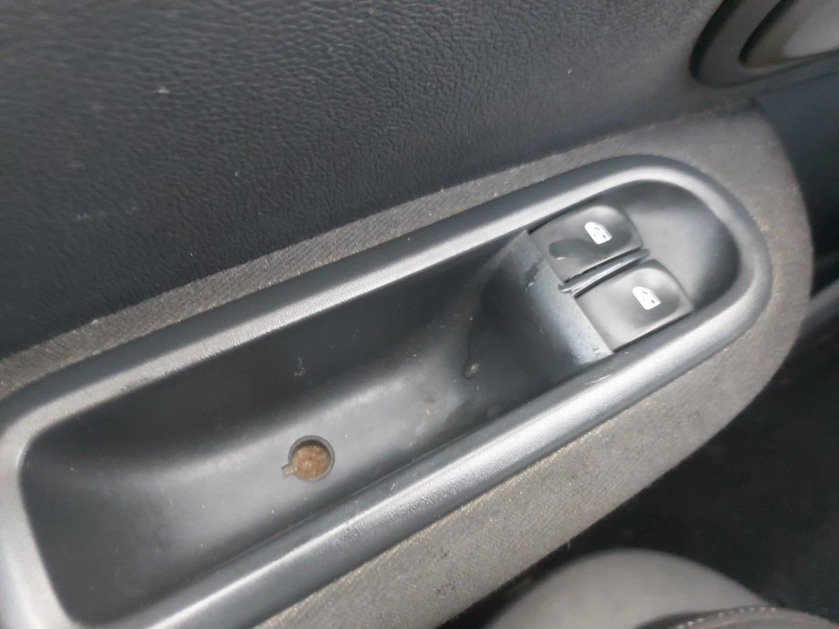 Renault Clio 2013 — photo 35