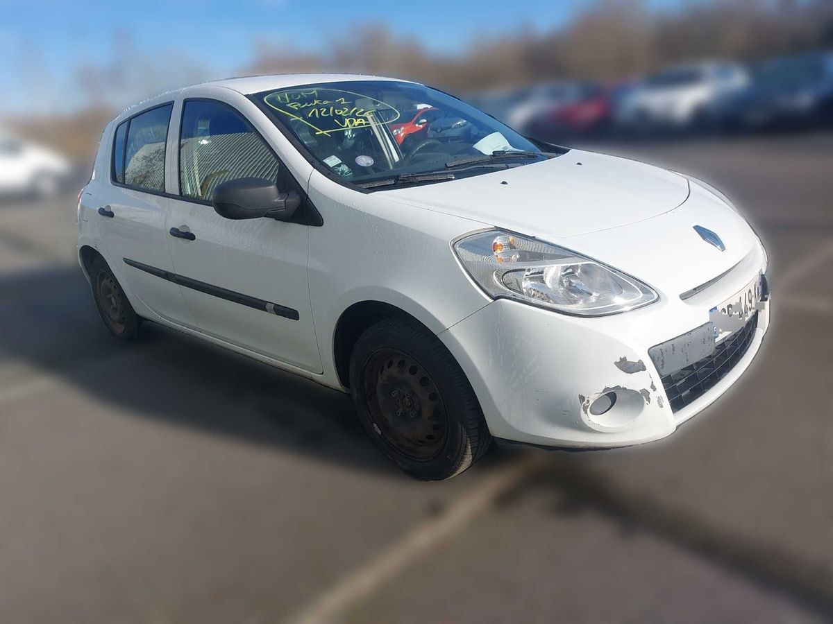 Renault Clio 2013 — photo 7