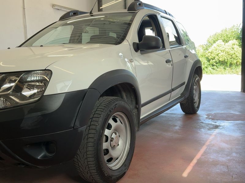 Dacia Duster 1.5 dCi Ambiance 4x2 2015 – снимка 2